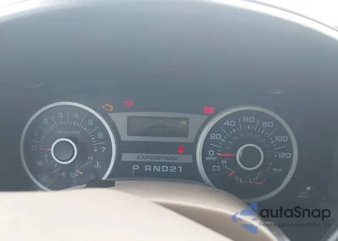 2005 Ford Expedition Eddie Bauer/King Ranch z USA, uszkodzony, nr VIN 1FMPU17505LB13376